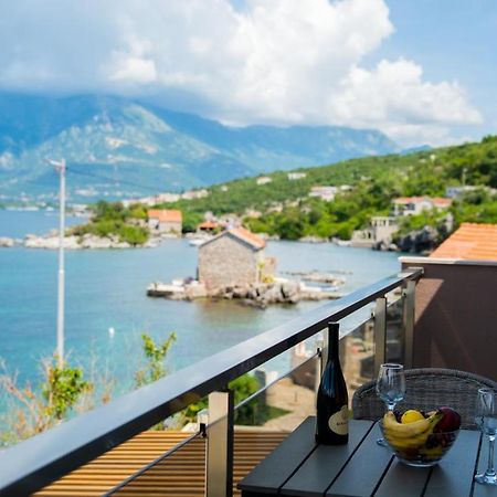 Family House Bjelila Villa Tivat Eksteriør bilde