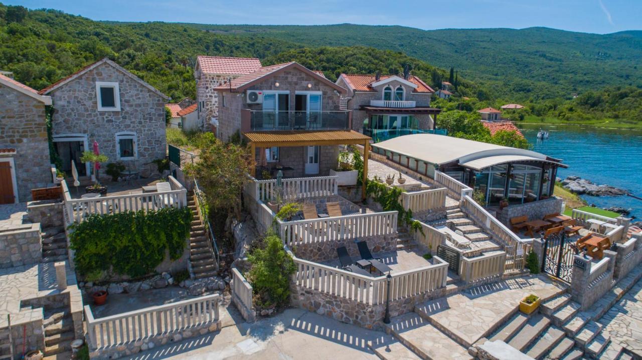 Family House Bjelila Villa Tivat Eksteriør bilde