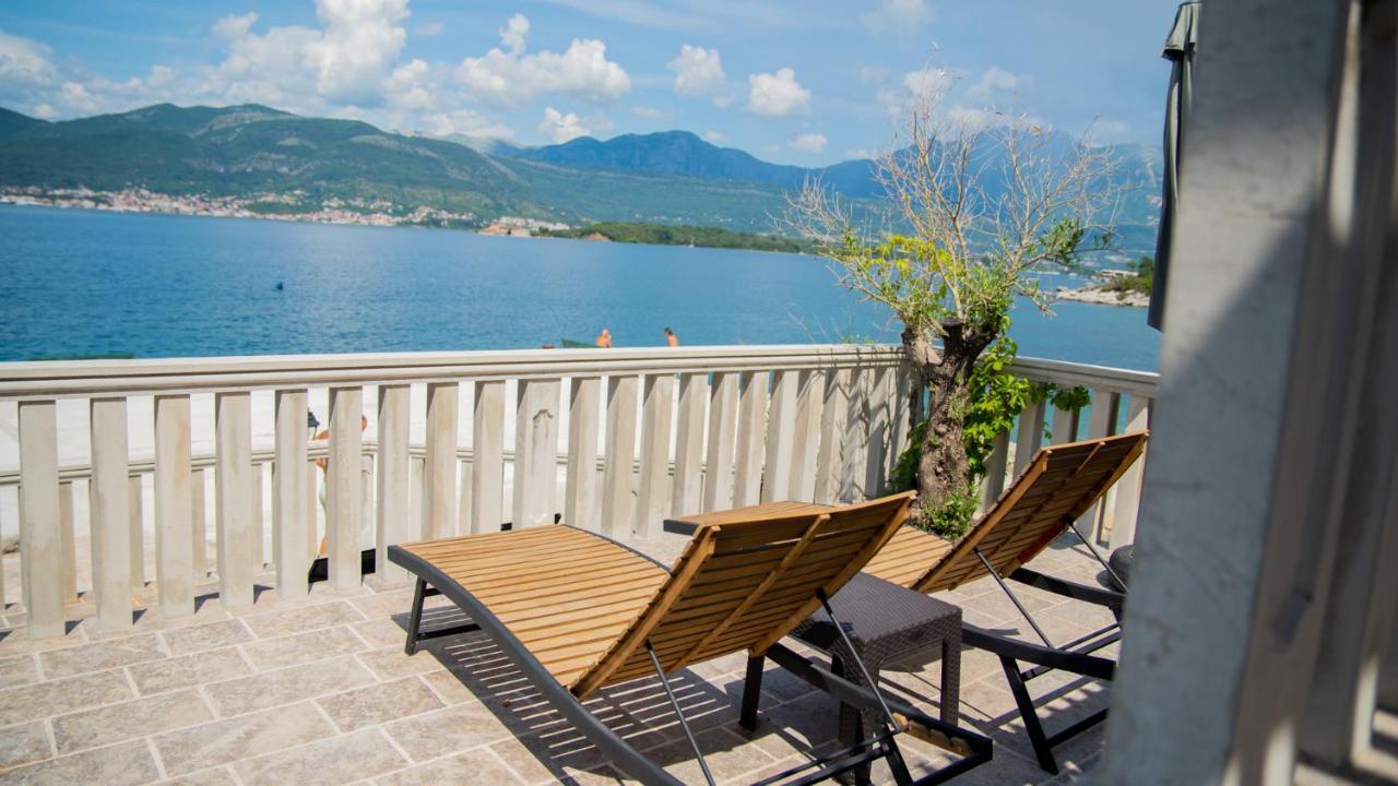 Family House Bjelila Villa Tivat Eksteriør bilde